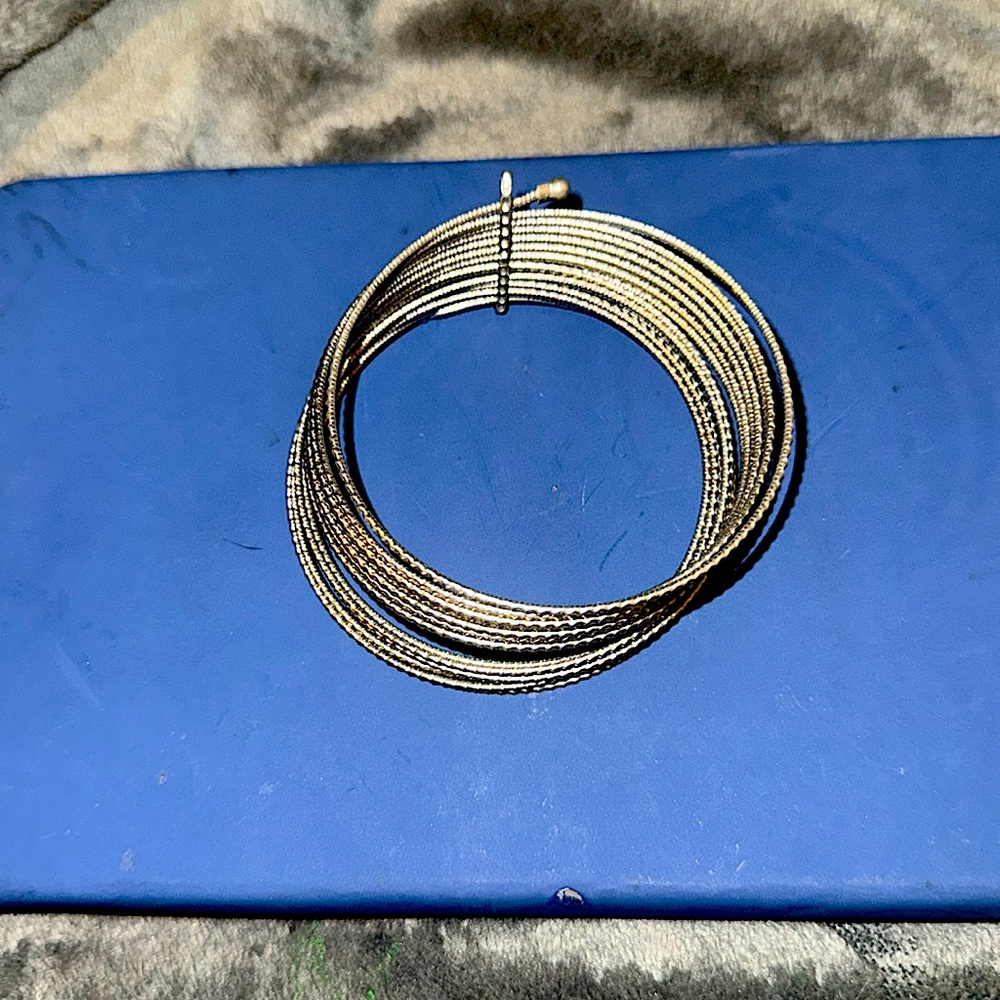 Vintage Diamond Cut Silver Wire Bracelet